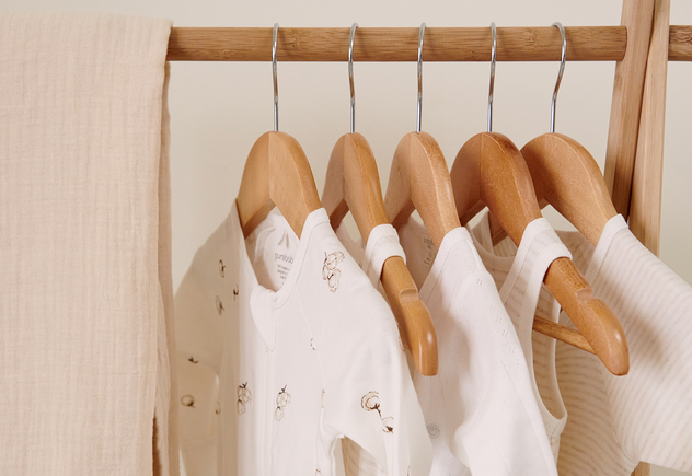 Newborn Essentials List - Everything You Need!