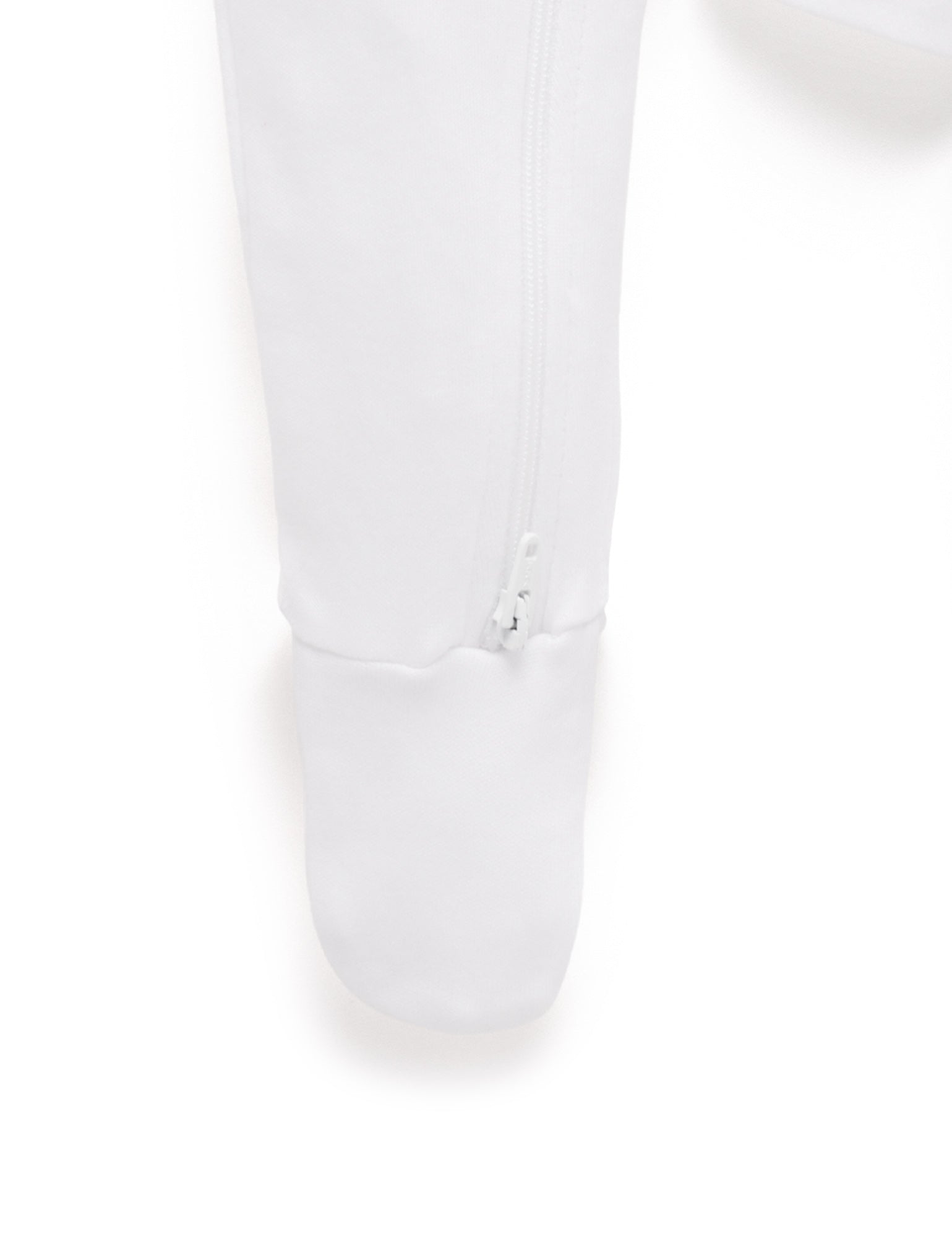 PP1029ES_WHITE_IMAGE3_1779077726