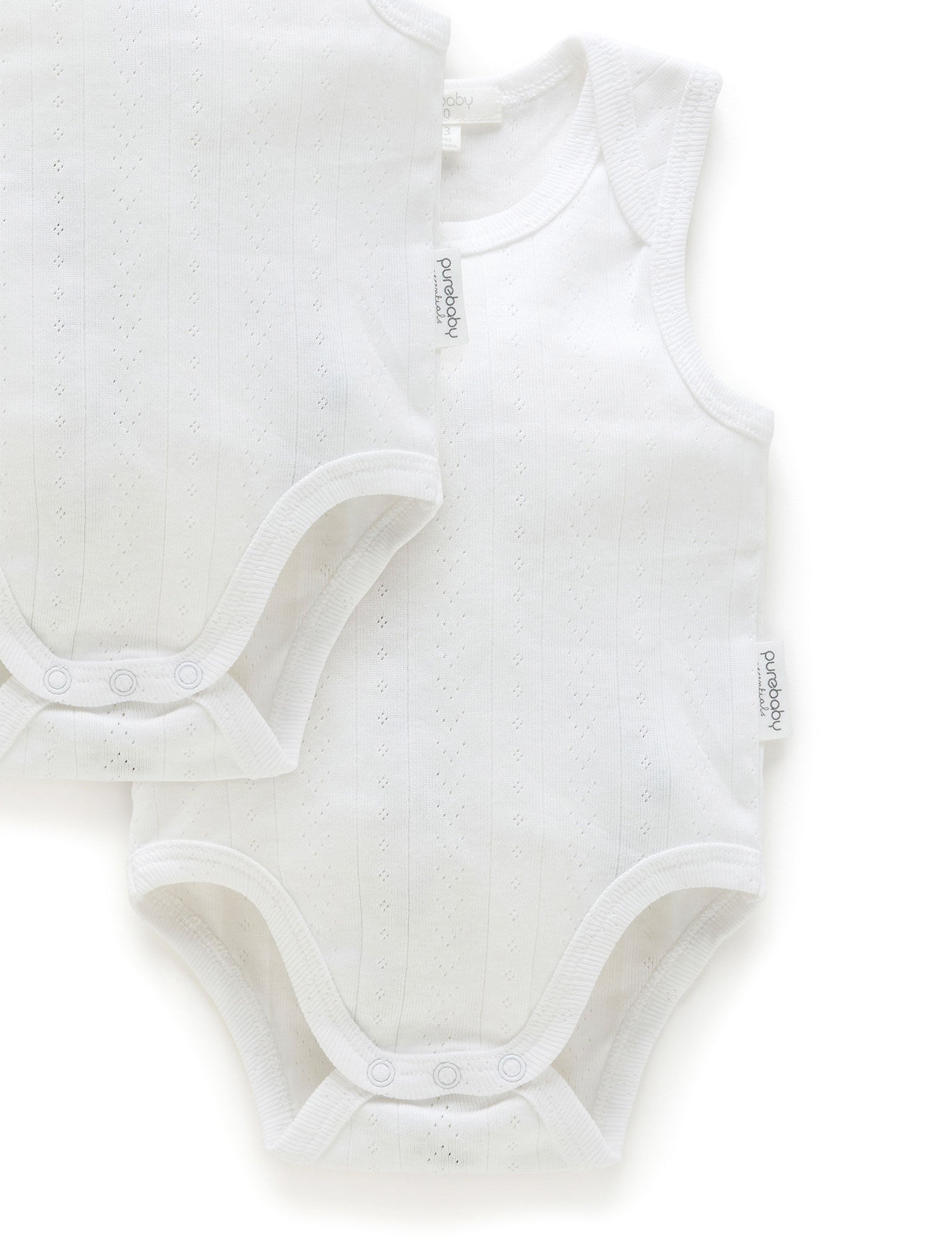 PP1098ES_WHITE_IMAGE4_1755735114